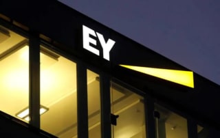 E&Y